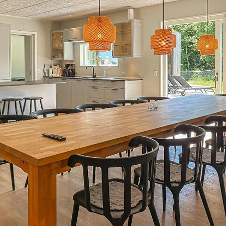 Сasa de vacaciones Pet Friendly In With Sauna *