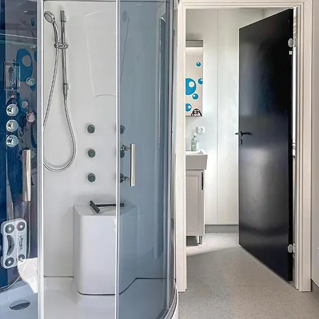 Сasa de vacaciones Pet Friendly In With Sauna