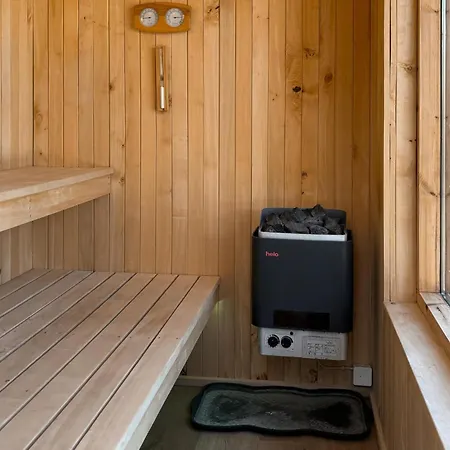 Pet Friendly In With Sauna Сasa de vacaciones Oster Assels